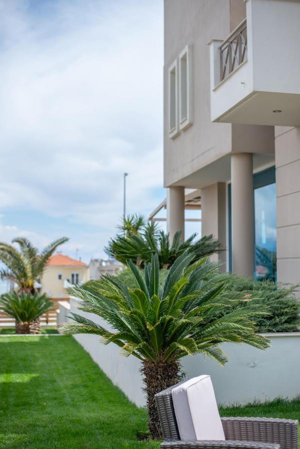 Villa Luminous Nea Iraklitsa Exterior photo